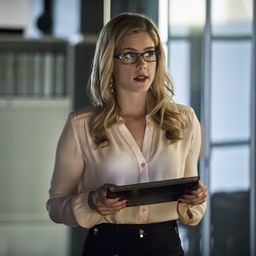 Emily Bett Rickards