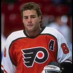 Eric Lindros