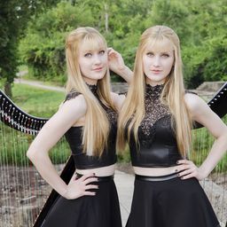 Harp Twins