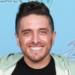 Josh Keaton