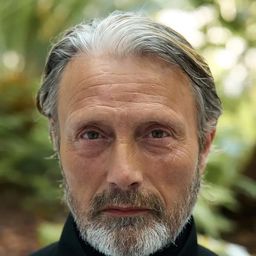 Mads Mikkelsen